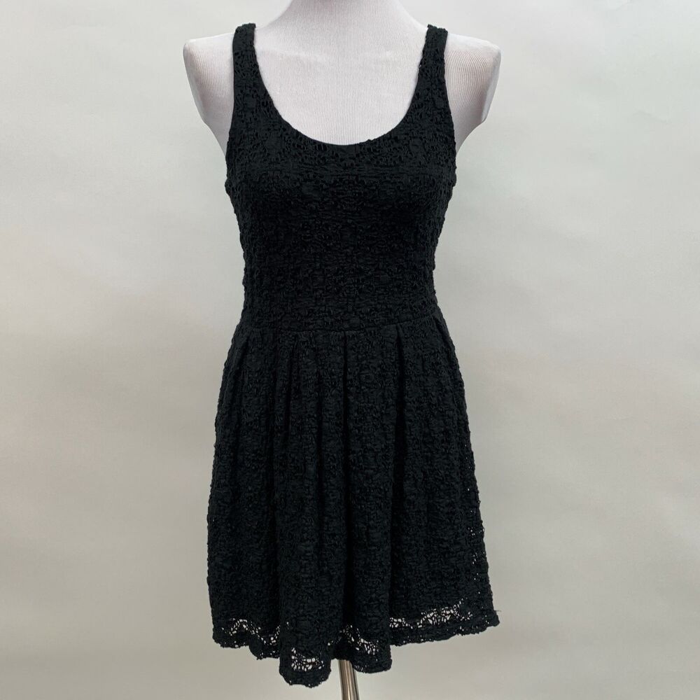 Aqua Brand Women's Juniors Dress Medium Black Sleeveless Scoop Neck‎